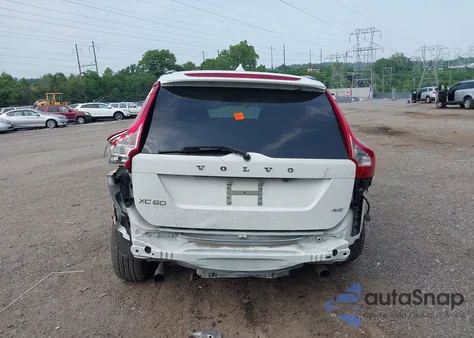 2012 Volvo Xc60 3.2/3.2 Platinum/3.2 Premier/3.2 Premier Plus z USA, uszkodzony, nr VIN YV4940DZXC2323904